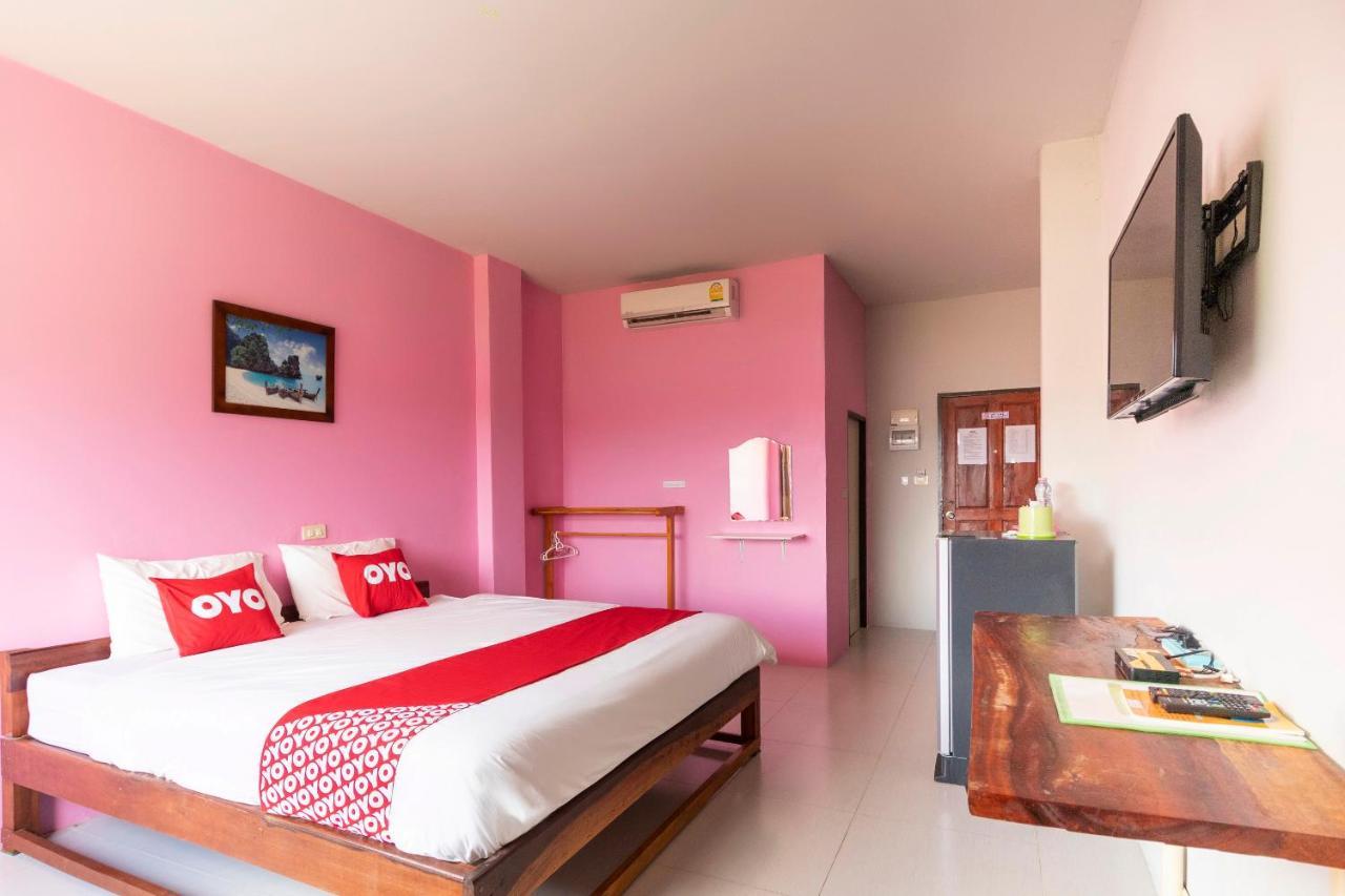 Oyo 632 Thanagrit Apartelle Tha Mai Dış mekan fotoğraf