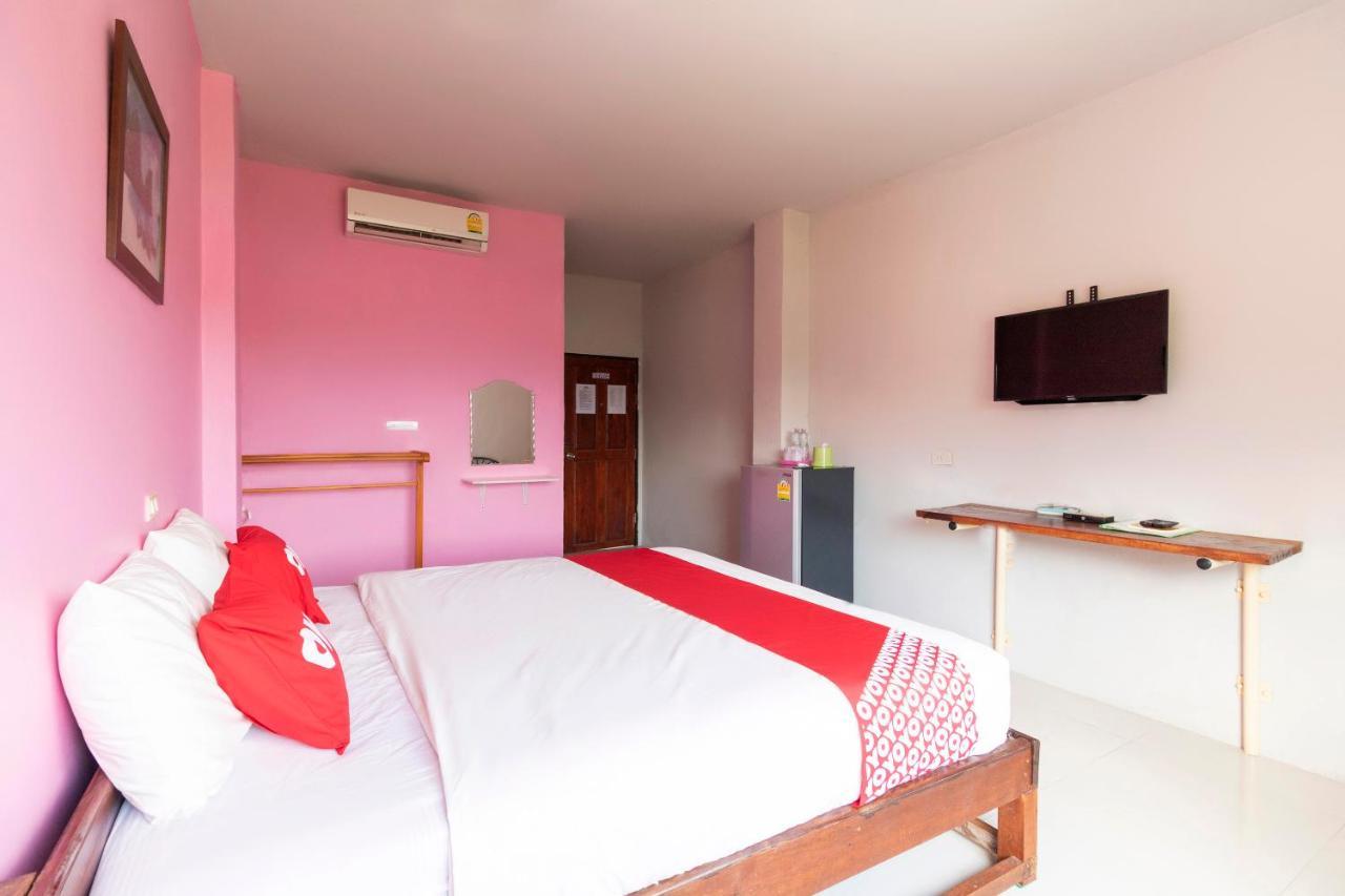 Oyo 632 Thanagrit Apartelle Tha Mai Dış mekan fotoğraf
